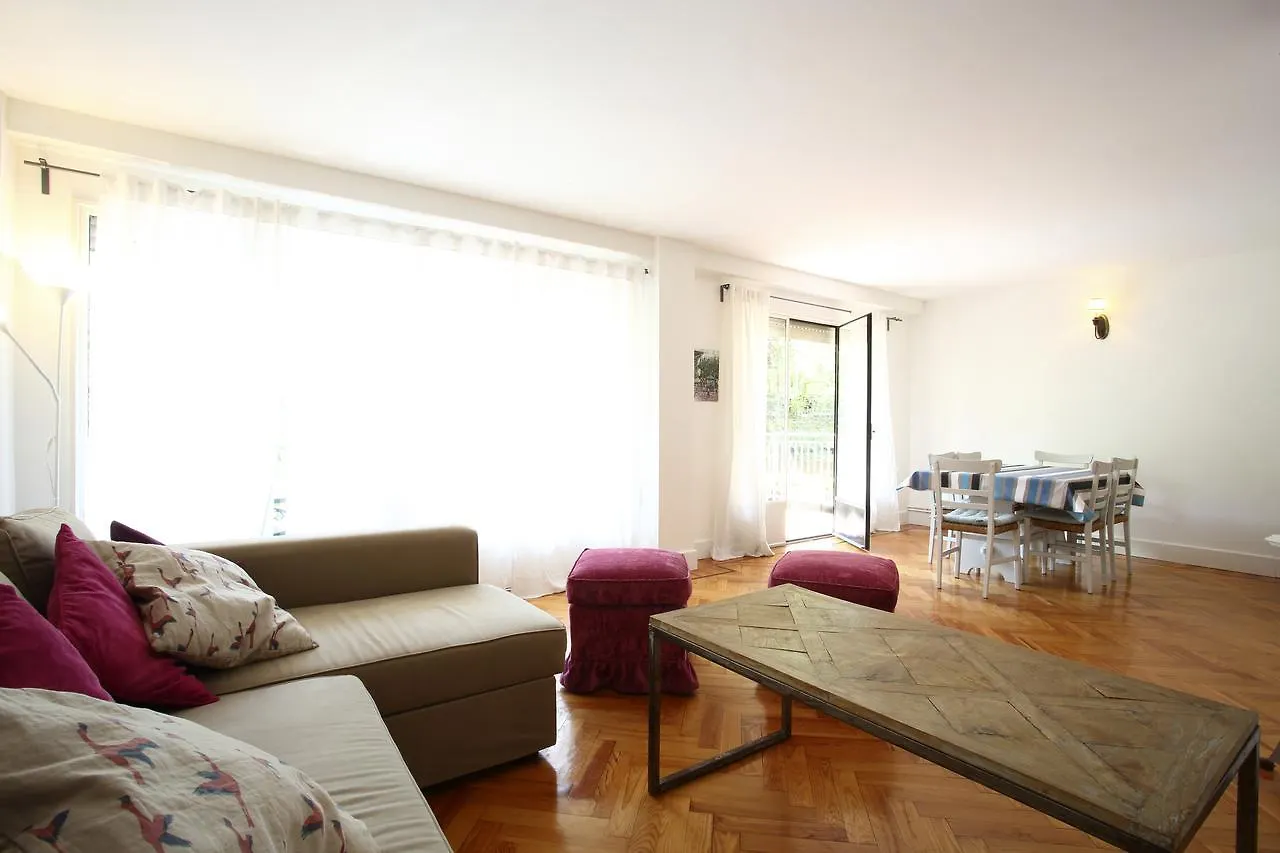 Errezubi By Smiling Rentals Hondarribia 0*,